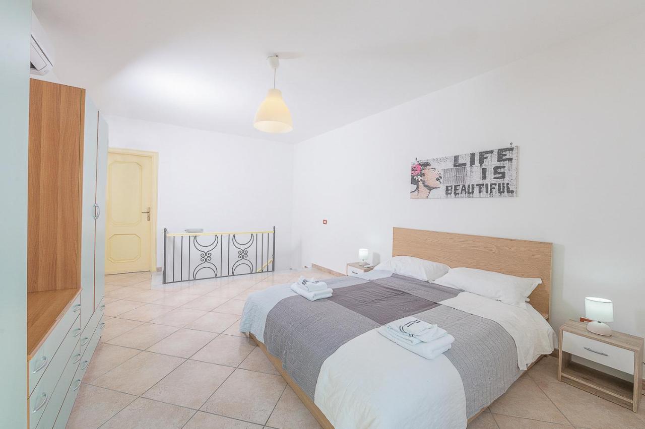 הוילה La Procidana House - Corricella Exlusive Terrace מראה חיצוני תמונה
